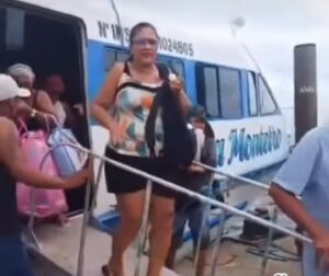 Lanchas geladão operam normalmente no transporte fluvial de Belém