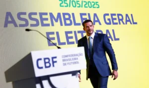 Vídeo de instagram: Candidato único, Samir Xaud é eleito presidente da CBF