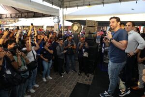 Igor Normando entrega a Feira do Açaí totalmente reformada pela prefeitura