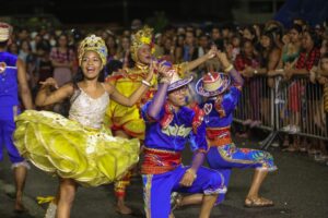 Arraial anima a ilha de Caratateua com música, dança e concursos