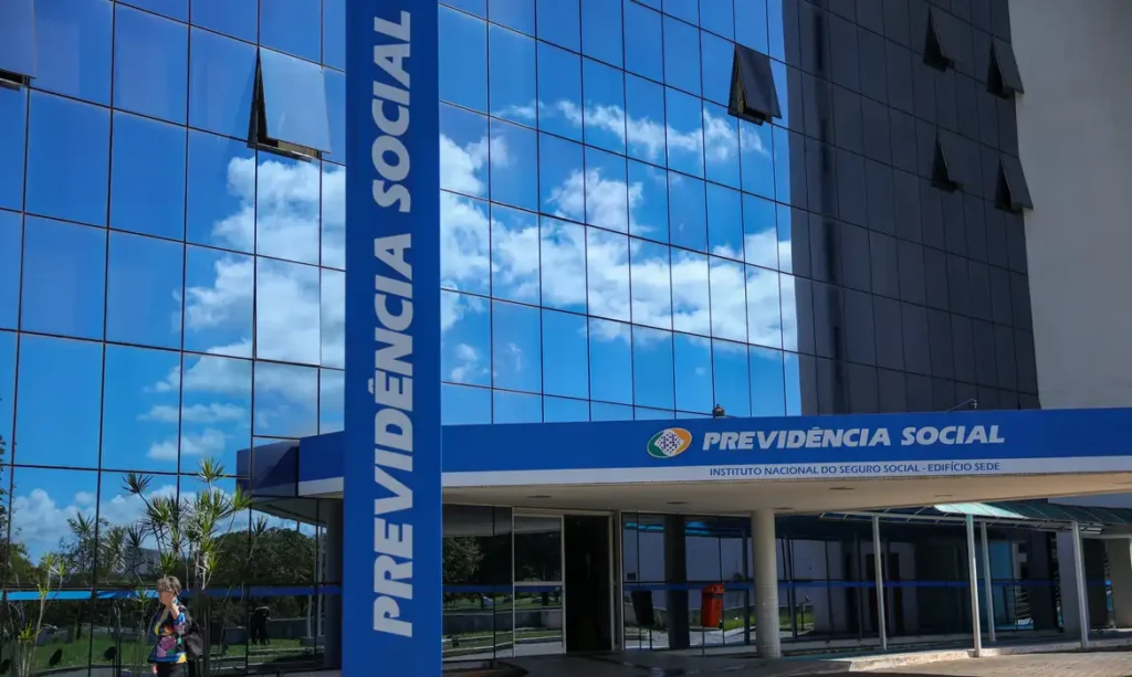 Começa a devassa: AGU informa bloqueio de verbas suspeitas por fraudes no INSS