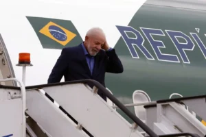 Em nova viagem, petista Lula vai à França nesta terça-feira