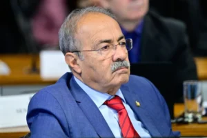 Flagrado com dinheiro na cueca é convidado por Lula para viagem