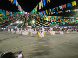 Arraiá das Escolas movimenta o calçadão da Praia do Arucará