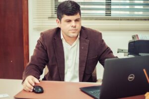 Lista dos genéricos mais vendidos traz alerta para efeitos colaterais