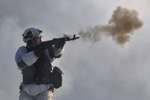 URGENTE! Reino Unido alerta: Defesa e Serviço de Saúde devem se preparar para ataque nuclear