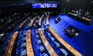 Senado segue Câmara e também derruba decreto de Lula que aumenta o IOF