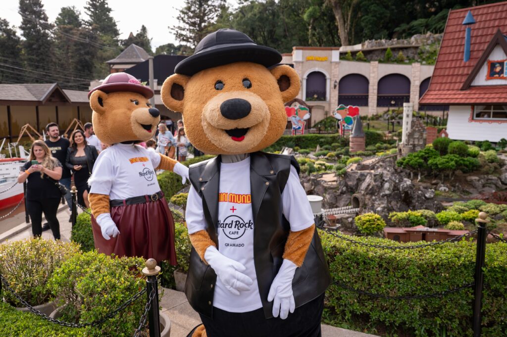 Mini Mundo e Hard Rock Cafe Gramado celebram o Dia Mundial do Rock com programação especial neste final de semana