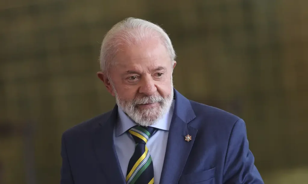 Brasil responderá tarifaço dos EUA com lei de reciprocidade, promete Lula. Presidência da República divulga nota à imprensa.