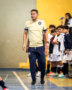 Futsal do Leão Azul conta com a garra, experiência e fama do Tapioca no comando técnico