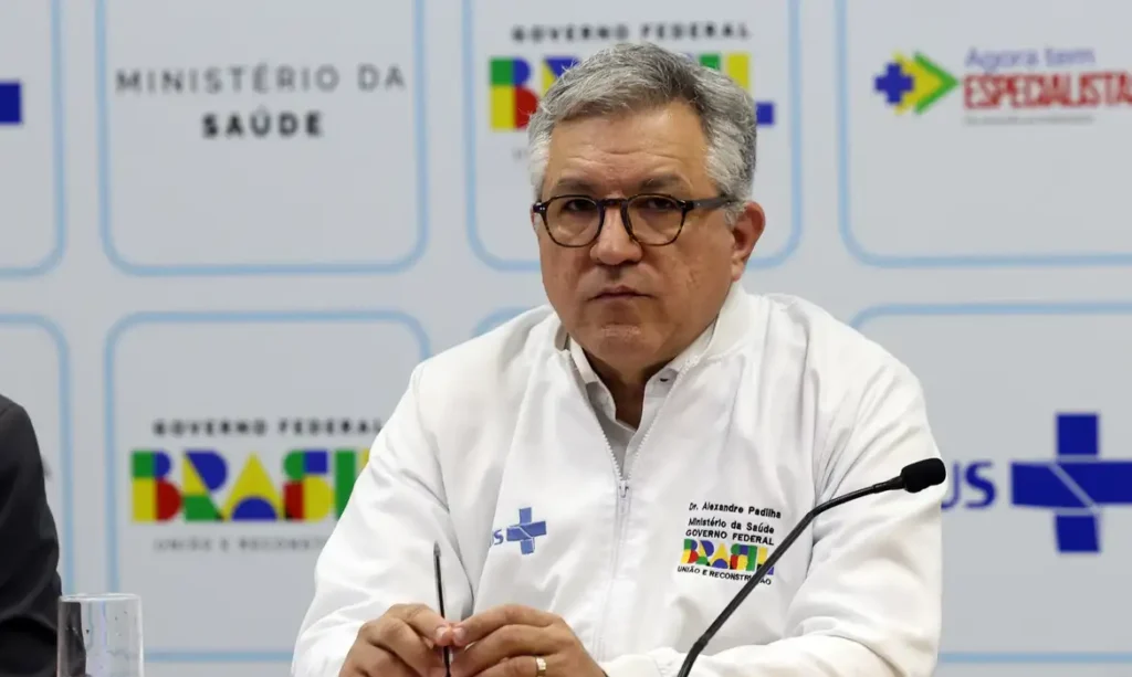 “Saúde e soberania não se negociam”, diz Padilha após sanção dos EUA