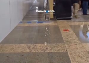 Forte chuva não perdoa nem o Aeroporto Internacional de Belém que foi ao fundo