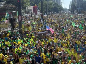 Reaja, Brasil: manifestantes foram às ruas do Brasil dizer “Fora Lula!”