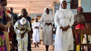 Inaceitável: Estado Islâmico mata cristãos e queima igrejas na África