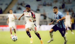 Flamengo e Grêmio se enfrentam hoje no Maracanã