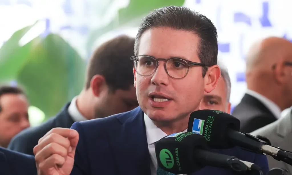 Mota se reúne com líderes para definir pauta de votações