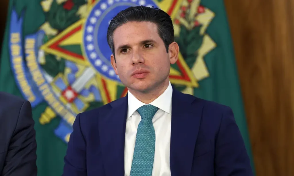 Motta afirma que isenção do IR pode entrar em pauta na semana que vem