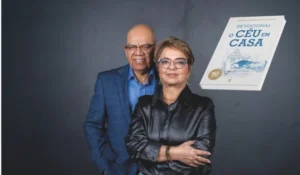 Pastores lançam guia para casais terem o lar centrado em Deus