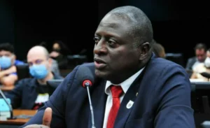 Deputado Helio Lopes diz que espera anistia na pauta ainda nesta semana