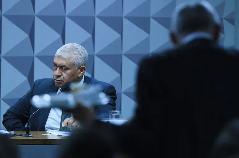 Vídeo – Relator da CPMI pede prisão preventiva de sócio do “Careca do INSS” que mentiu em depoimento