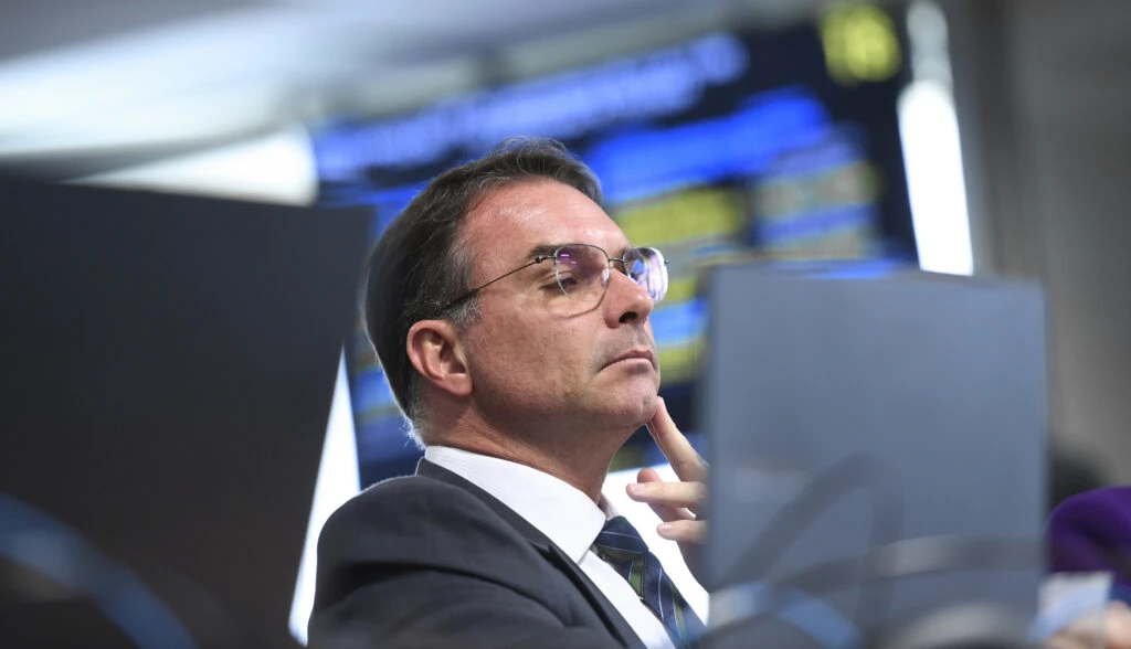 Flávio Bolsonaro se manifesta sobre ligação entre Lula e Trump