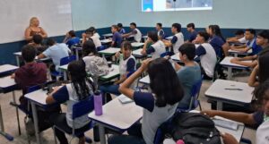 Alunos de Belém fazem provas do Saeb 2025