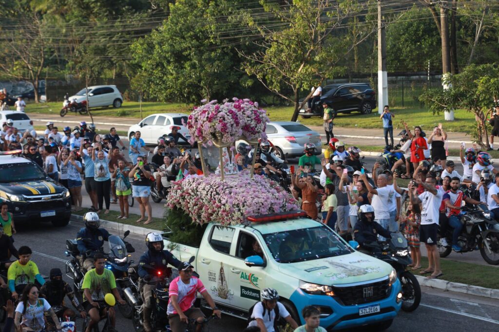 Vídeo – Prefeitura de Belém garante proteção às crianças durante a Grande Romaria e ônibus de graça pela primeira vez na história do Círio