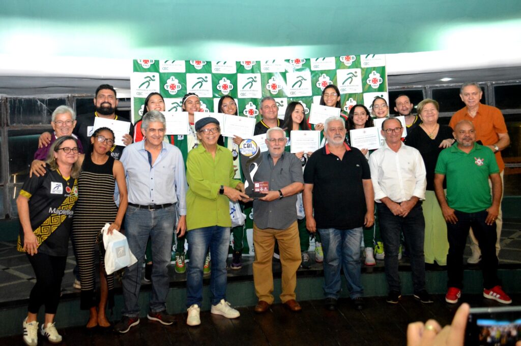 Meninas dão show no volei feminino da Tuna emVolta Redonda