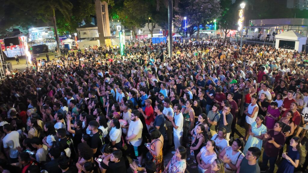Sementes do Verbo e Vida e Cruz animam a terceira noite do Círio Musical