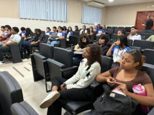 Jovens iniciam formação gratuita em Gestão de Resíduos Sólidos