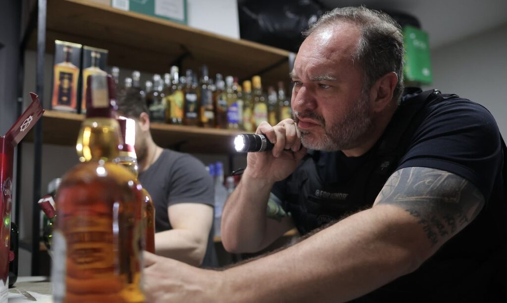 Estado de SP confirma mais dois casos de intoxicação por metanol