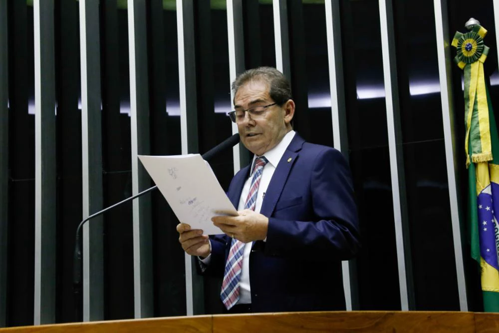 Paulinho da Força divulga data para votação da desometria