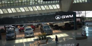 GWM Brasil em Belém envia 100 veículos eletrificados à COP30 para uso de chefes de estado