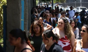 Professores fazem a primeira edição da Prova Nacional Docente