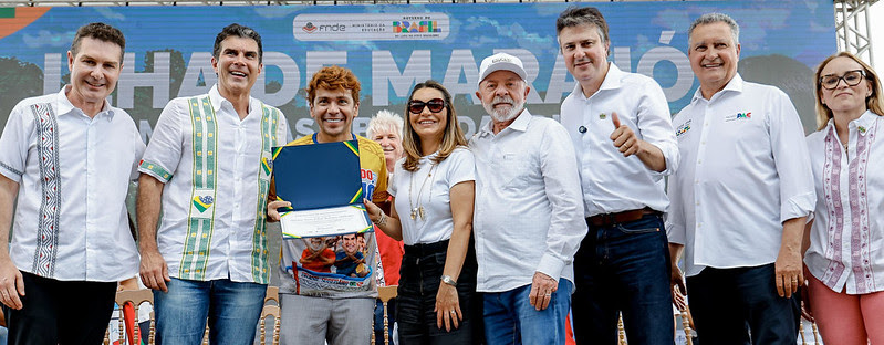 “Obra não é para prefeito, é para o povo”, diz Lula ao entregar escolas e anunciar investimentos no Marajó