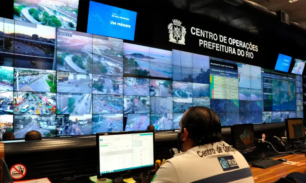 Rio instala câmeras inteligentes para buscas criminais em segundos