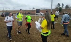 Romeiros que vão a Aparecida usam tendas de apoio em rodovias de SP