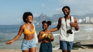 Brasil lidera crescimento do turismo internacional no mundo, aponta estudo da ONU