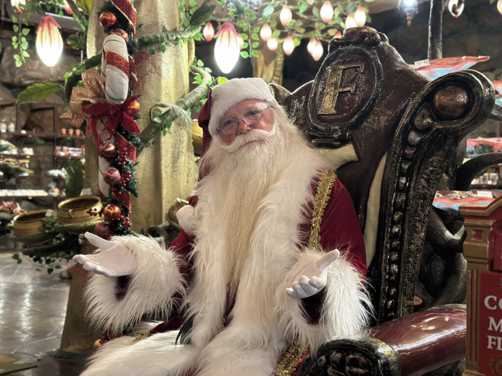 Papai Noel chega à Terra Mágica Florybal, na Serra Gaúcha, com espetáculo inédito