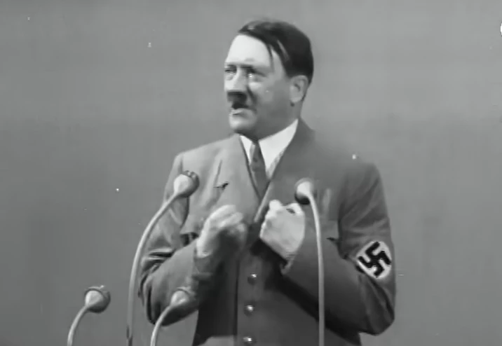 DNA: Hitler tinha distúrbio raro que afetava órgãos sexuais