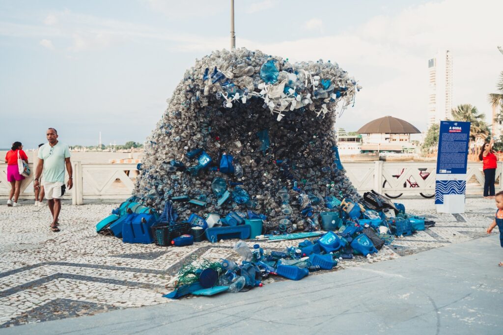 Virada Sustentável: nas ruas de Belém, instalações artísticas gigantes propõem reflexão sobre emergência climática
