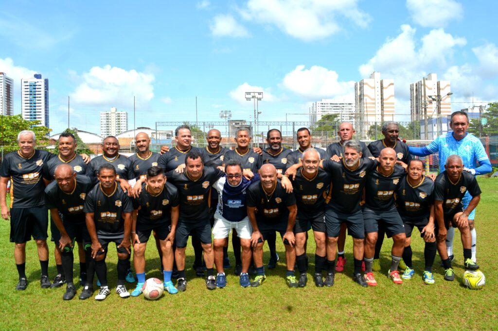 Ex-craques azulinos celebram história do Clube do Remo em evento especial