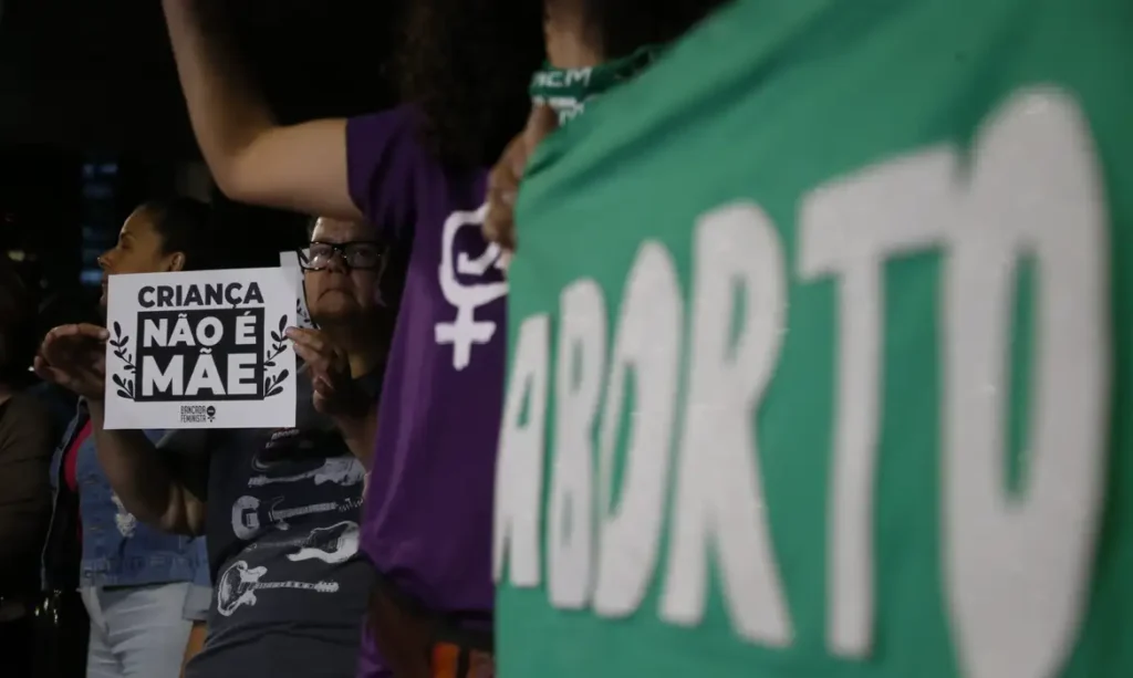 Prefere matar: Sociedade pediátrica é contra projeto que dificulta aborto legal