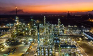 Justiça suspende novos licenciamentos no antigo Comperj