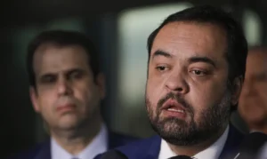 Ministra do TSE vota pela cassação do governador Cláudio Castro