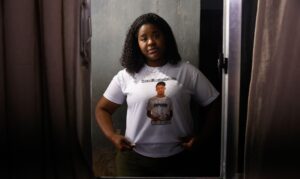 Mãe denuncia execução em operação e cobra políticas para a juventude