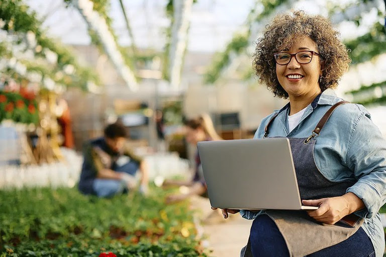 Lançada na COP30 plataforma digital que oferece crédito verde com juros reduzidos a pequenos negócios