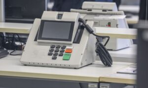 TSE encerra teste público de segurança das urnas eletrônicas