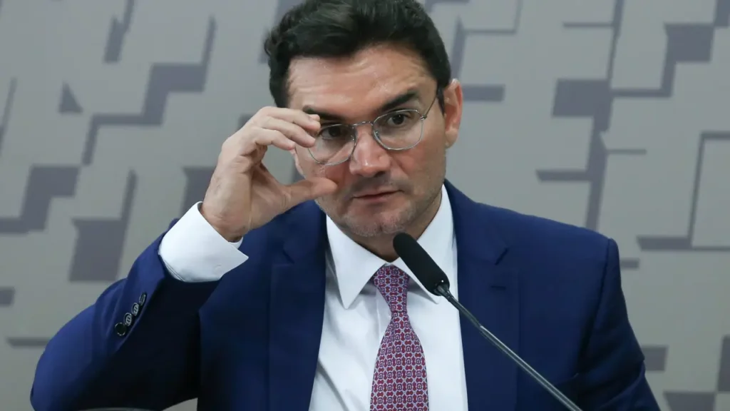 Vídeo: Celso Sabino é demitido do Ministério do Turismo por Lula da Silva