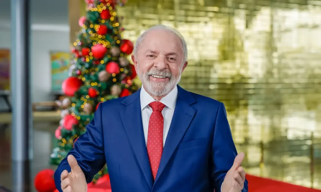 Vídeo: Lula faz balanço de ações e desafios em rede nacional de TV na véspera de Natal